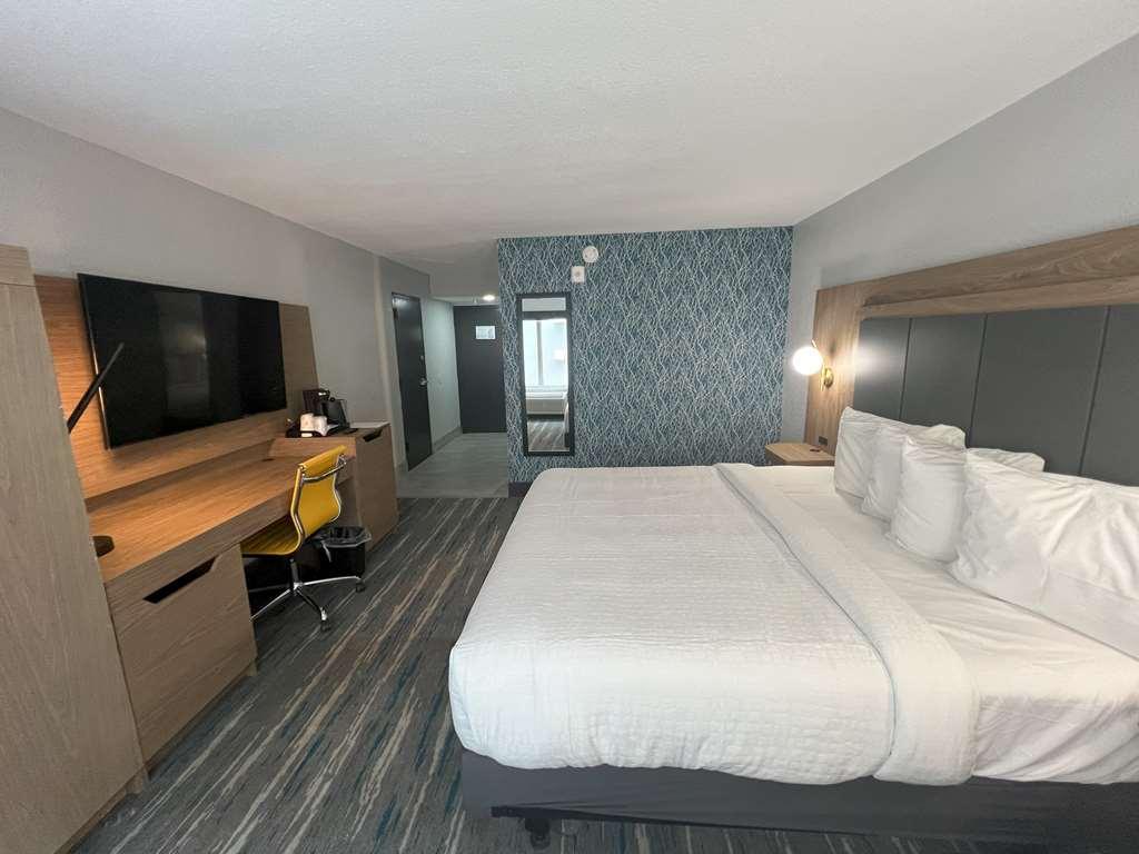 Best Western Plus Mobile Inn And Suites Номер фото