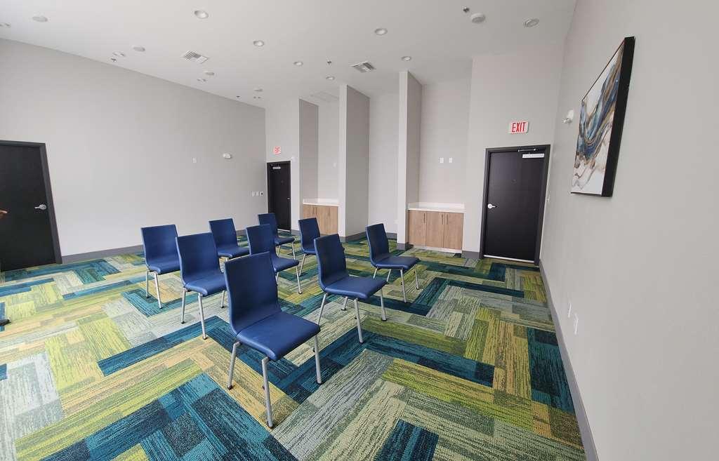 Best Western Plus Mobile Inn And Suites Удобства фото