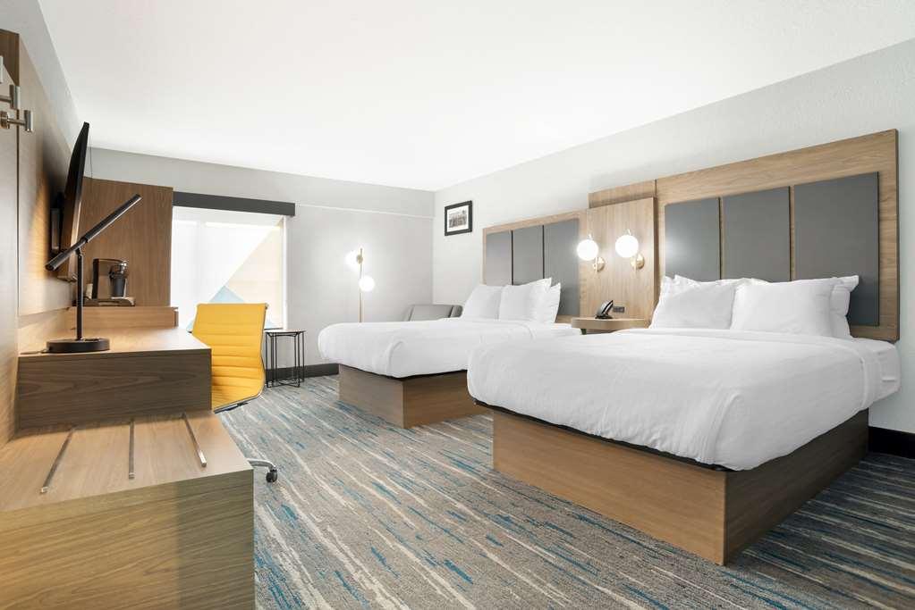 Best Western Plus Mobile Inn And Suites Номер фото