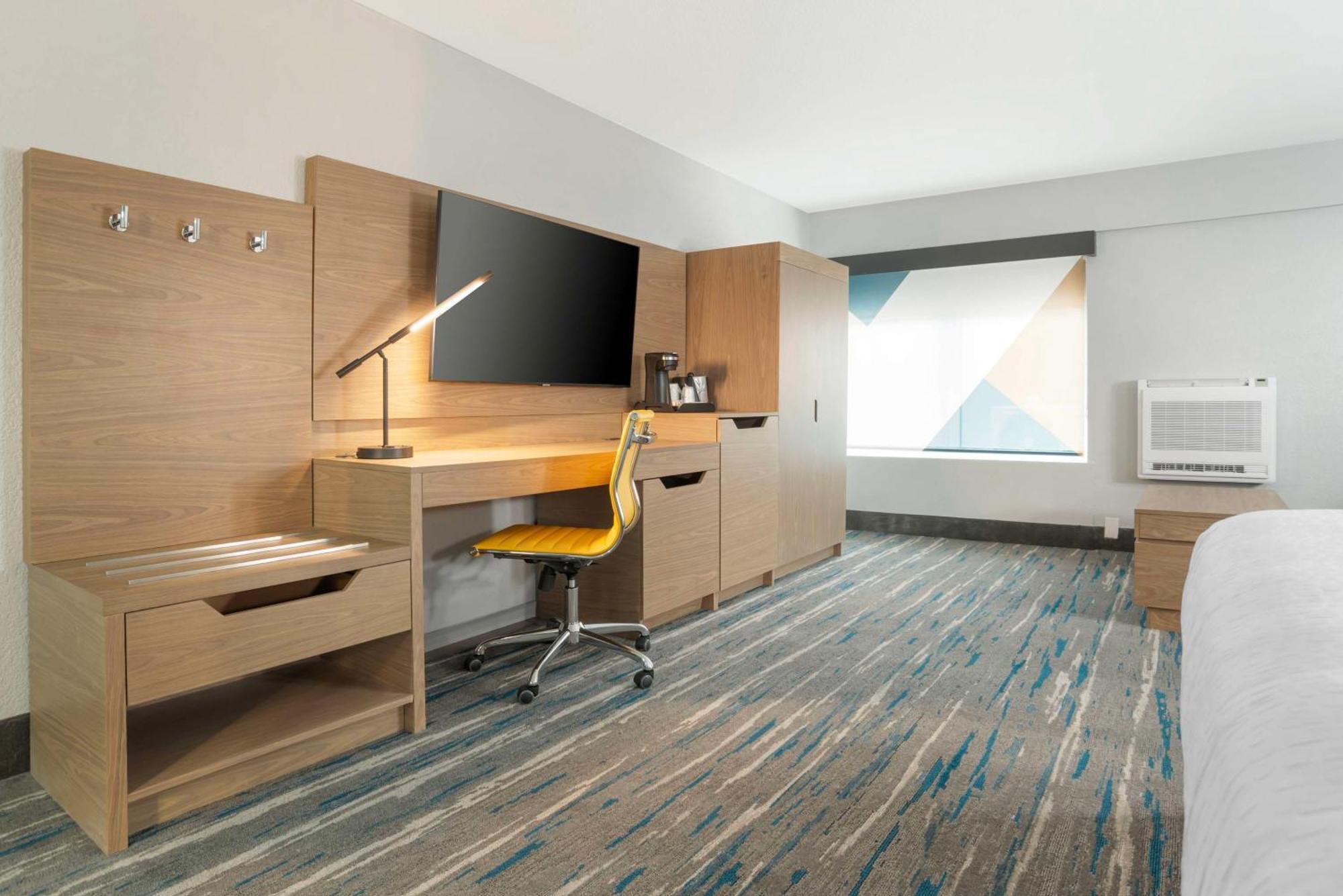 Best Western Plus Mobile Inn And Suites Экстерьер фото