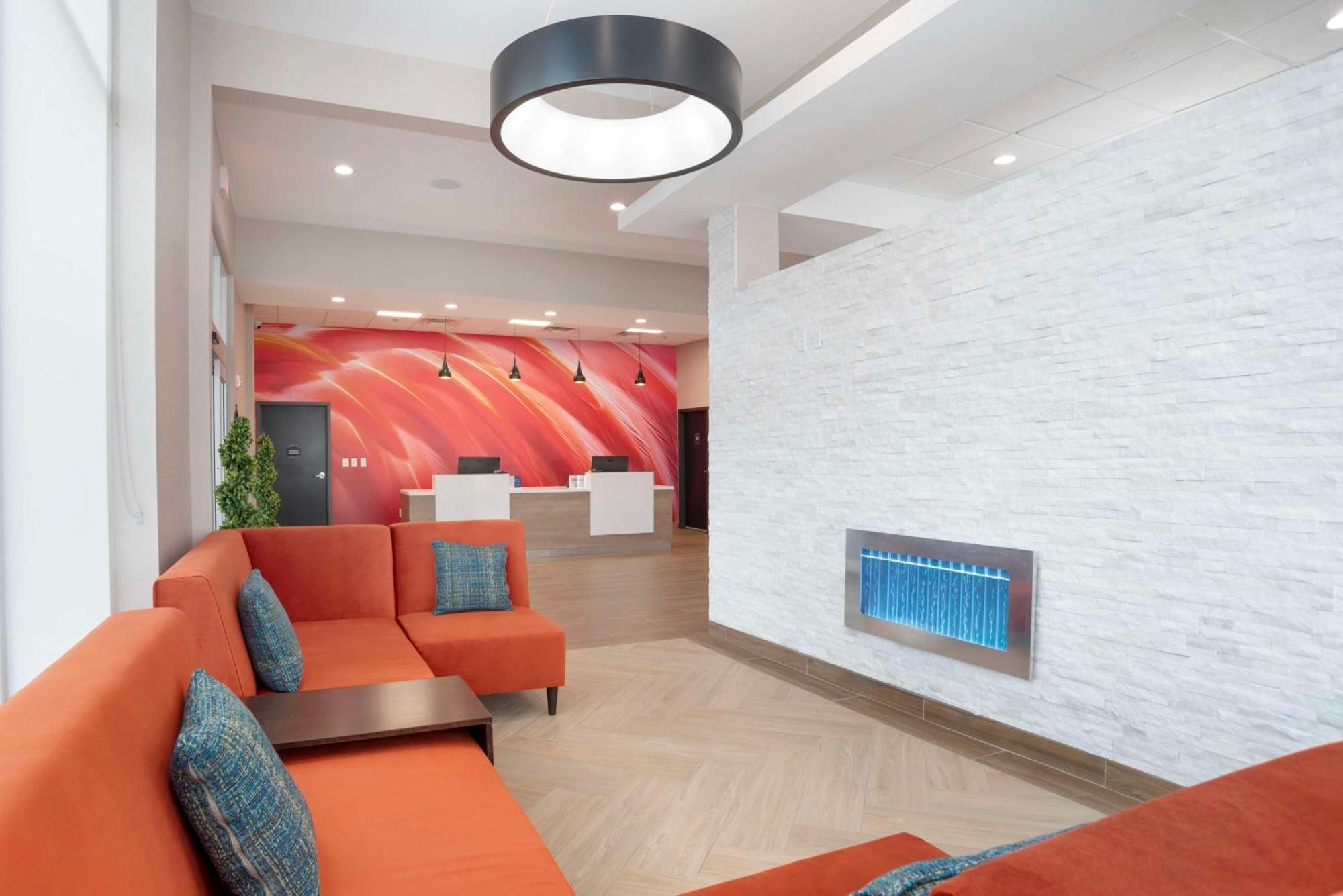 Best Western Plus Mobile Inn And Suites Экстерьер фото