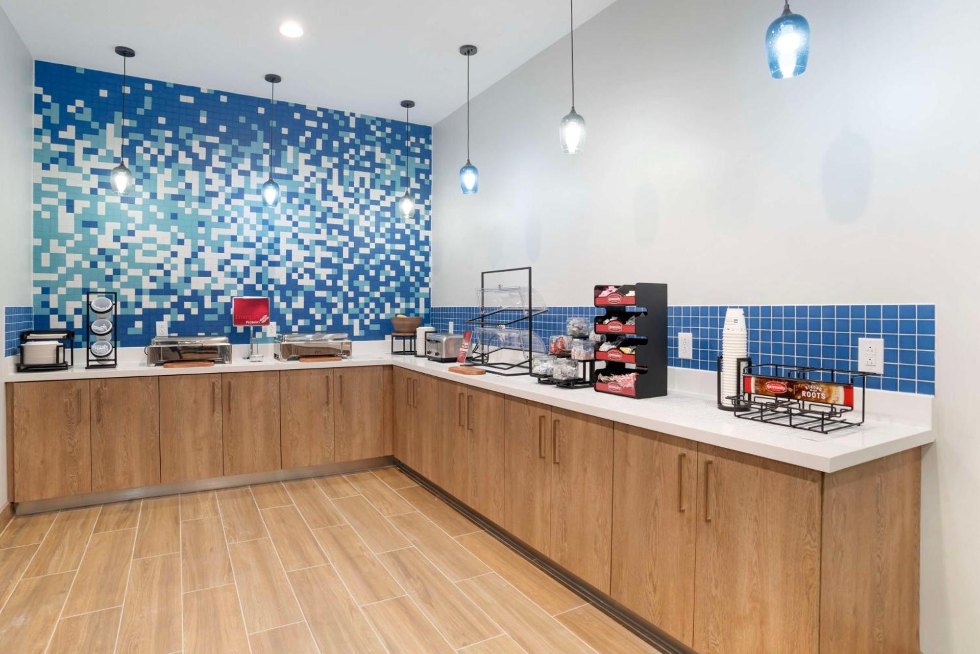 Best Western Plus Mobile Inn And Suites Экстерьер фото